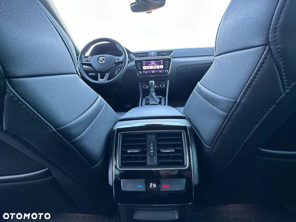 Skoda Superb 1.5 TSI L&K DSG - 18