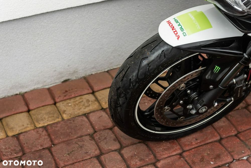 Honda CBR - 9