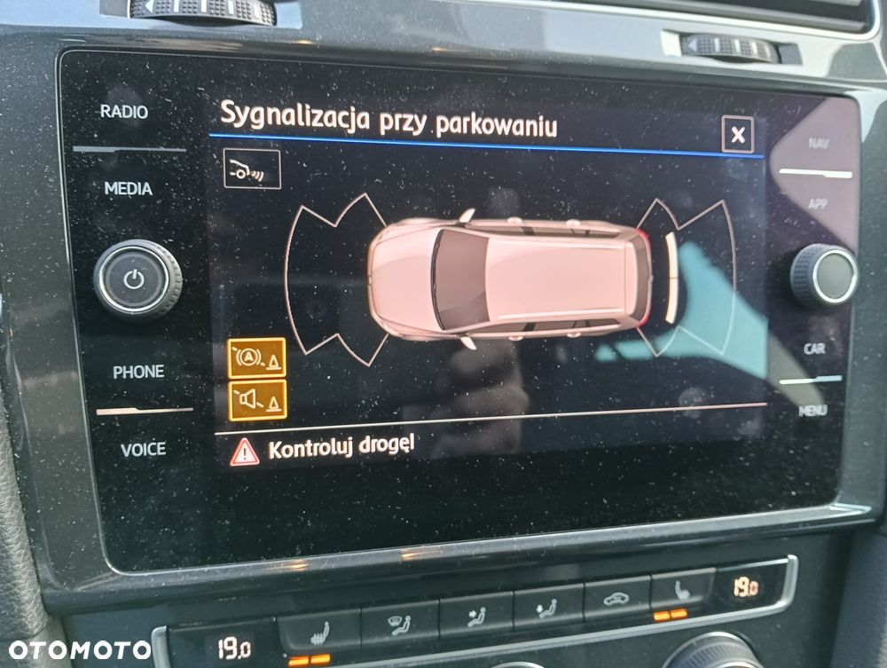 Volkswagen Golf - 15