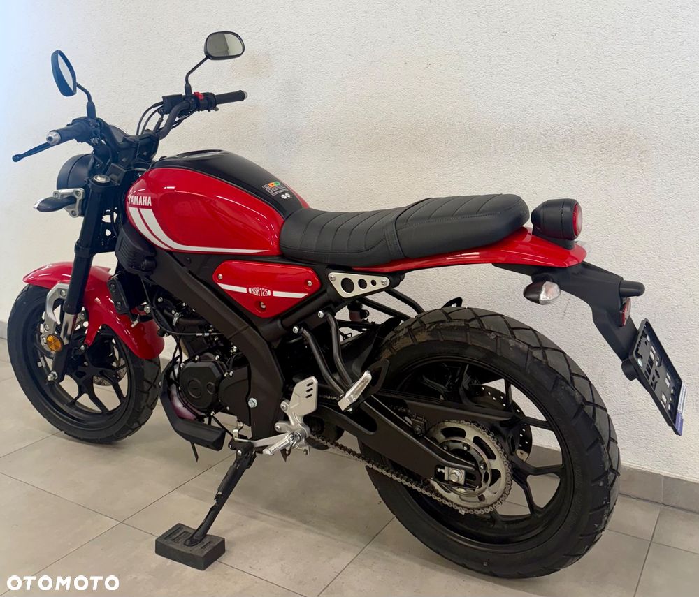 Yamaha XSR - 6
