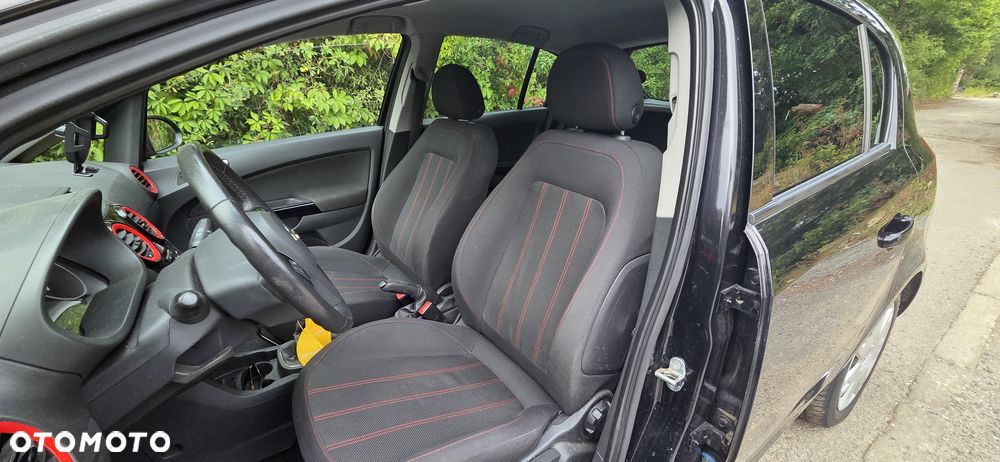 Opel Corsa - 13