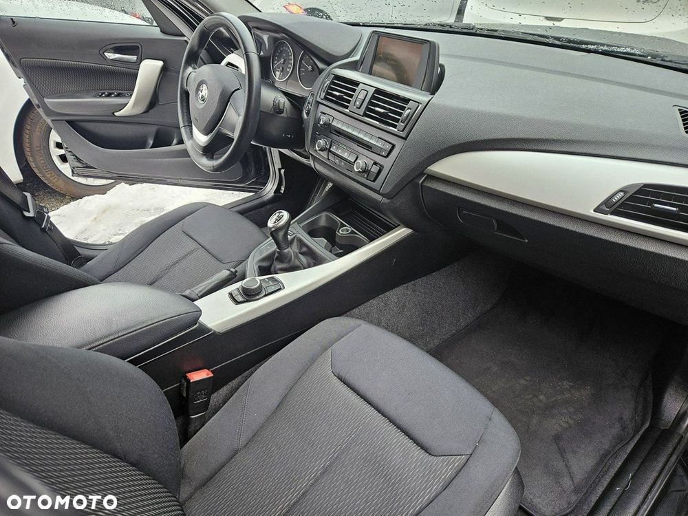 BMW Seria 1 - 12