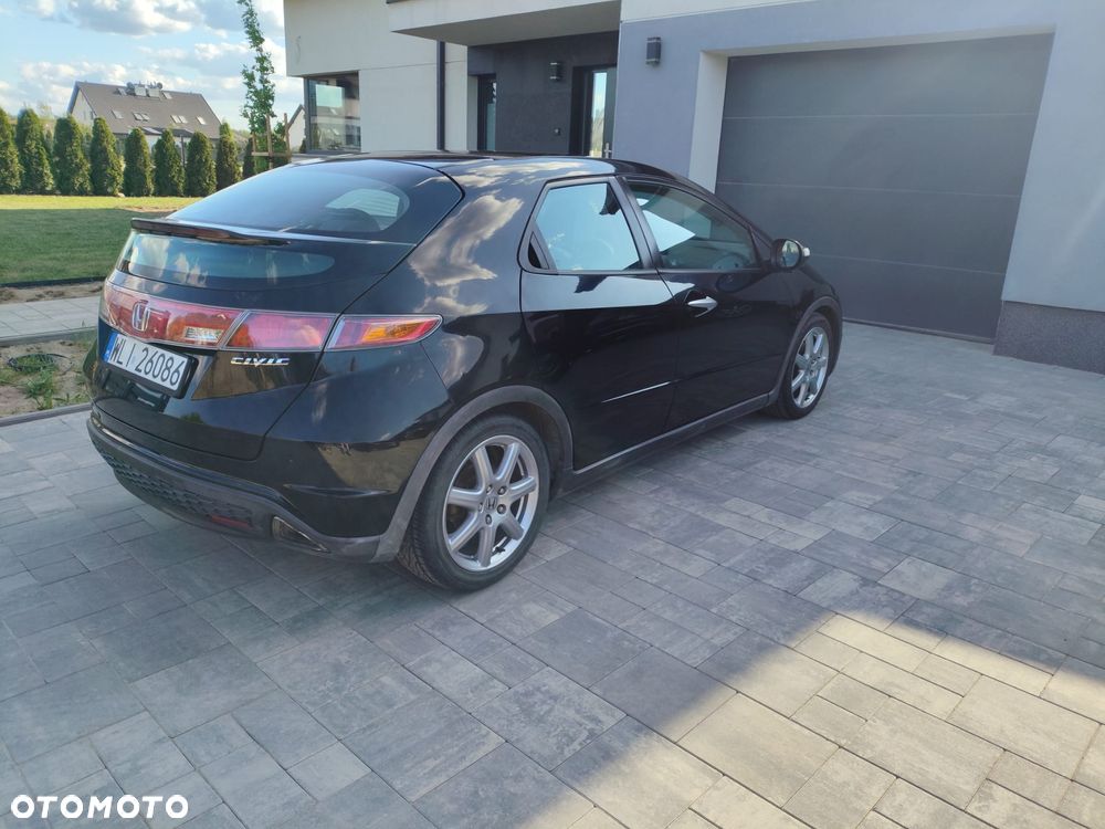Honda Civic 1.8 Executive - 2
