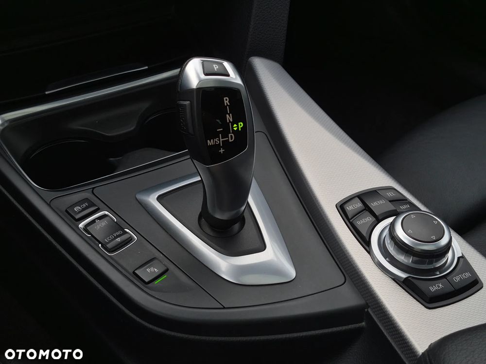 BMW Seria 3 320d xDrive - 20