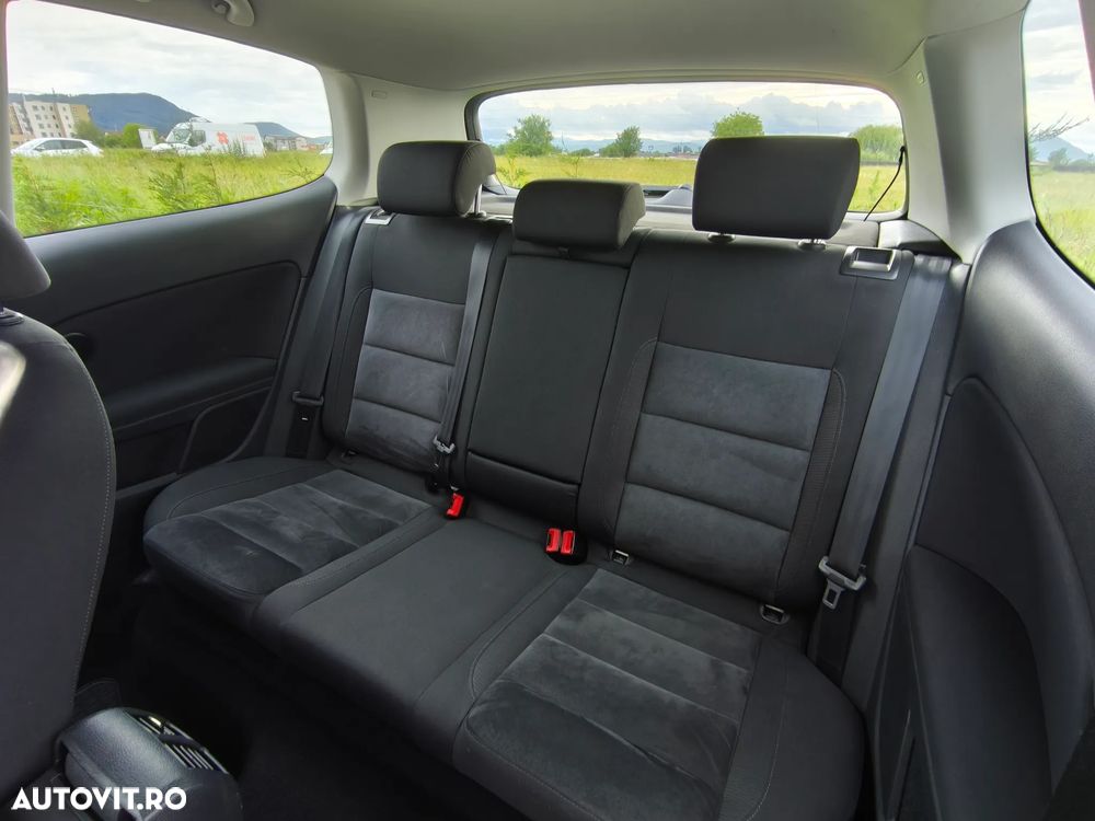 Volkswagen Golf 1.6 TDI - 8