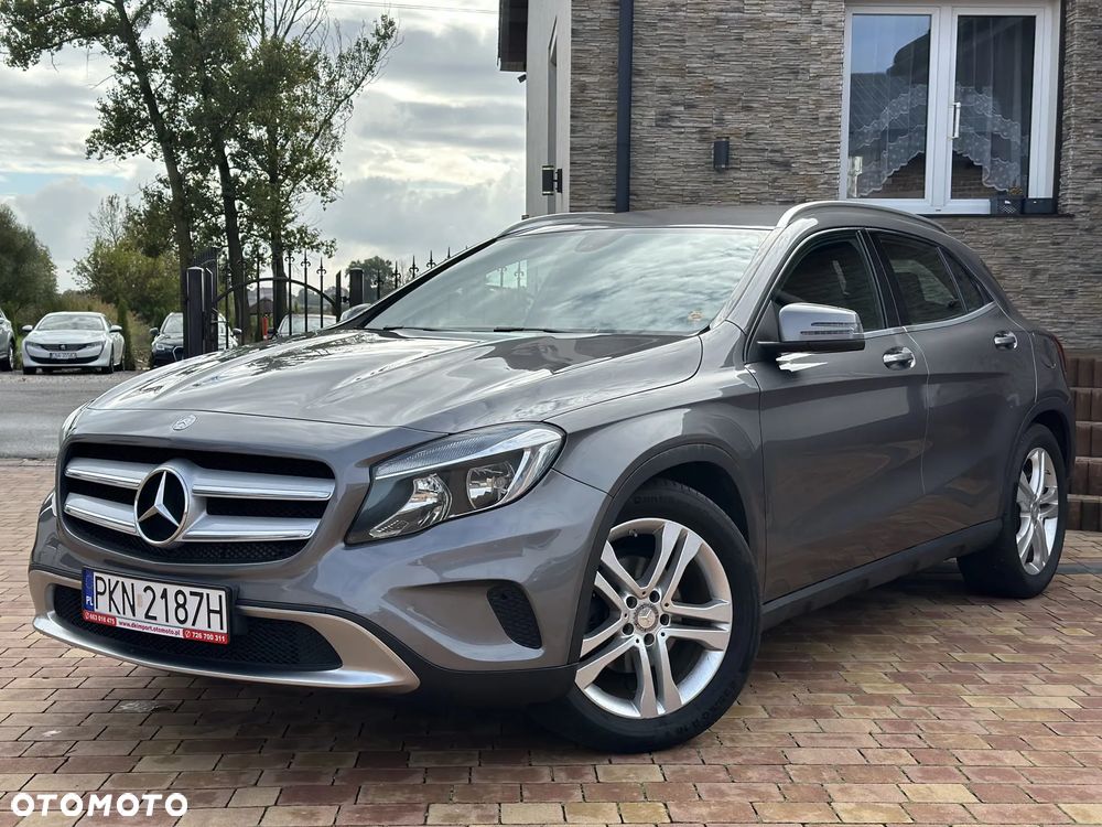 Mercedes-Benz GLA 200 7G-DCT - 3