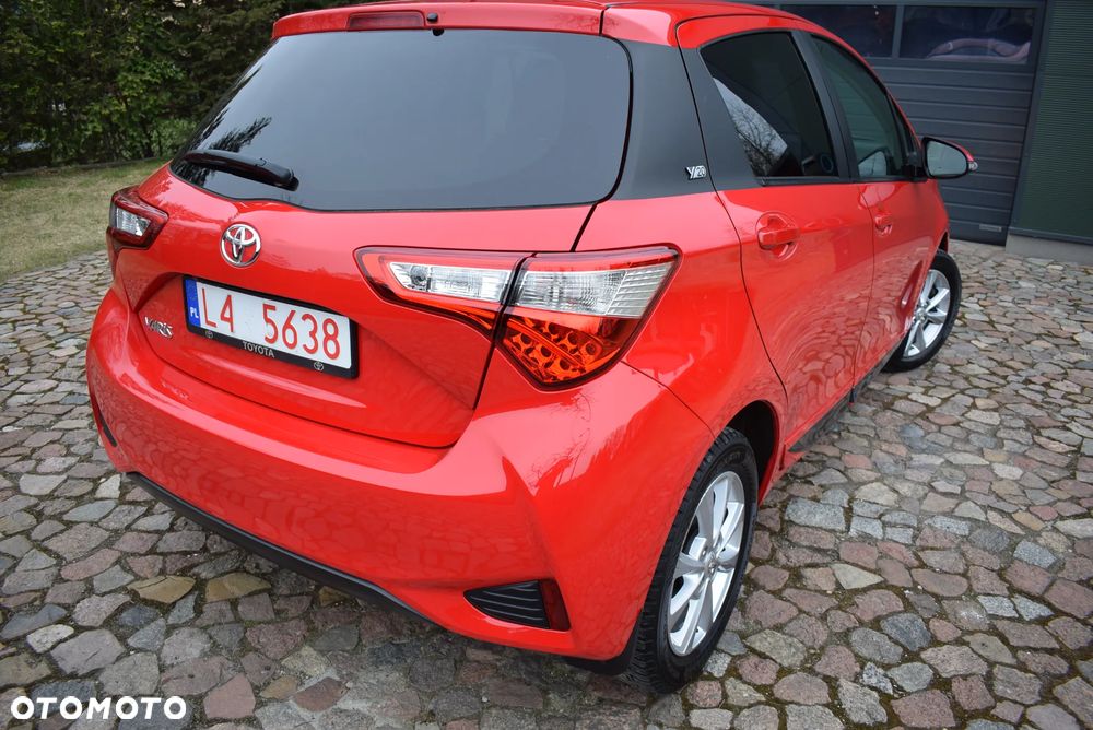 Toyota Yaris 1.5 20th Anniversary CVT - 11