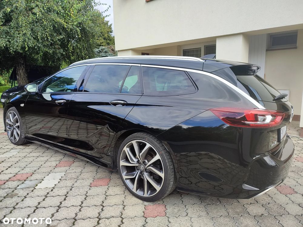 Opel Insignia 2.0 T 4x4 GSi S&S - 3