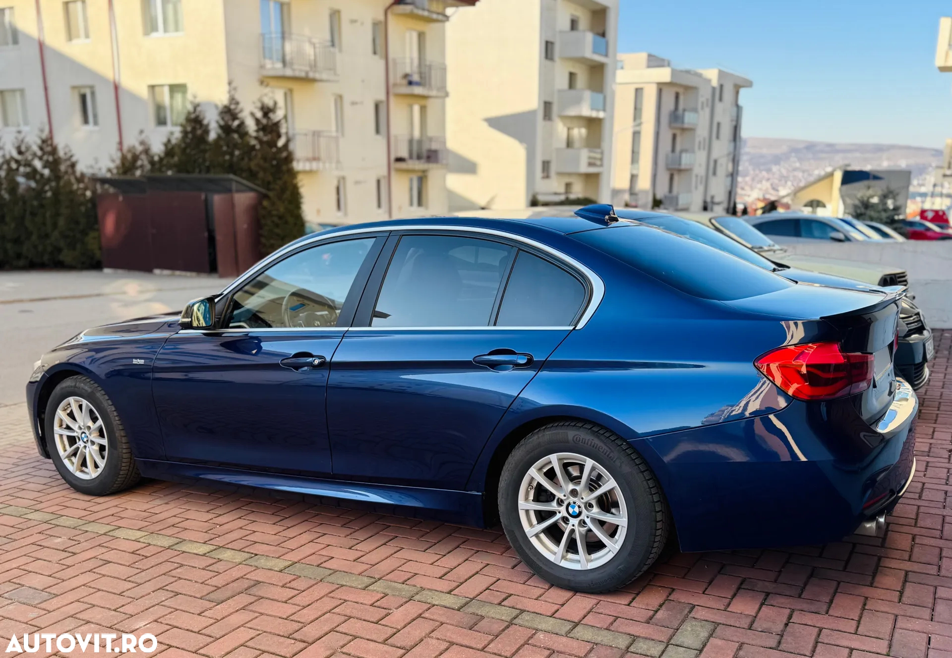BMW Seria 3 320d Efficient Dynamic Edition Aut. Sport Line - 11