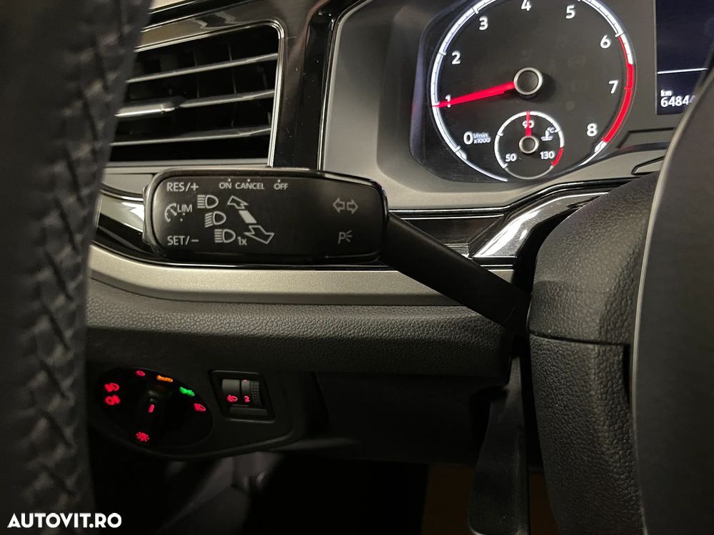 Volkswagen Polo 1.0 TSI DSG Comfortline - 22