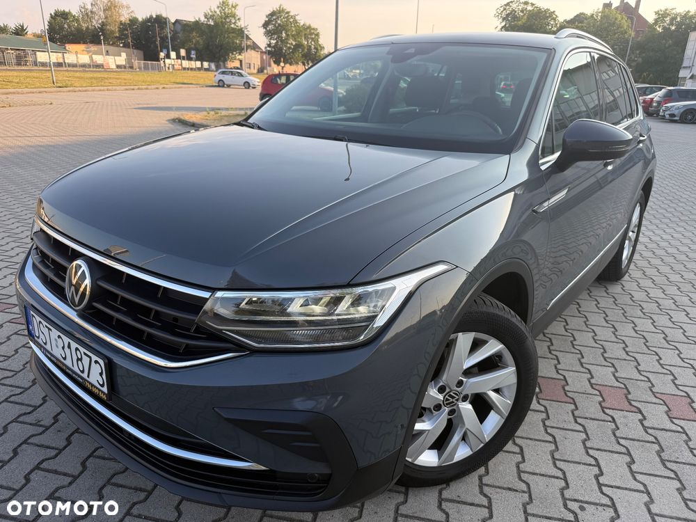 Volkswagen Tiguan - 10