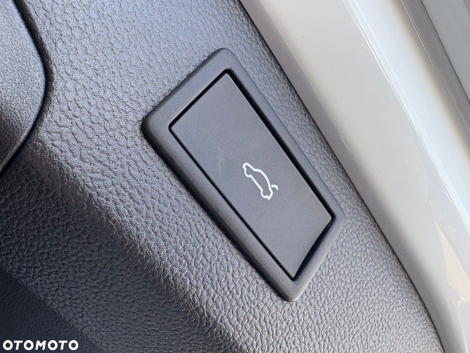 Volkswagen Passat - 19