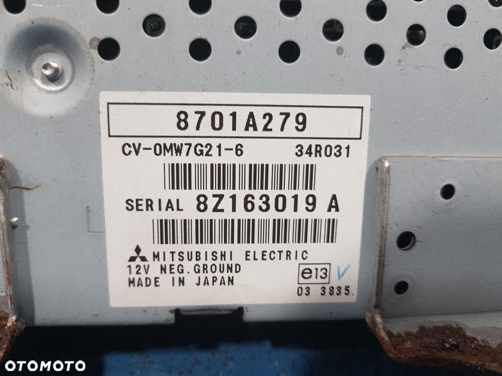 MITSUBISHI LANCER VII WZMACNIACZ RADIA 8701a279 - 2