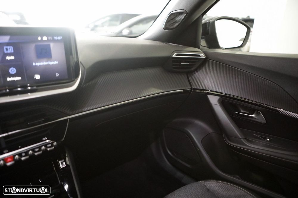 Peugeot 2008 1.2 Hybrid Allure e-DCS6 - 33