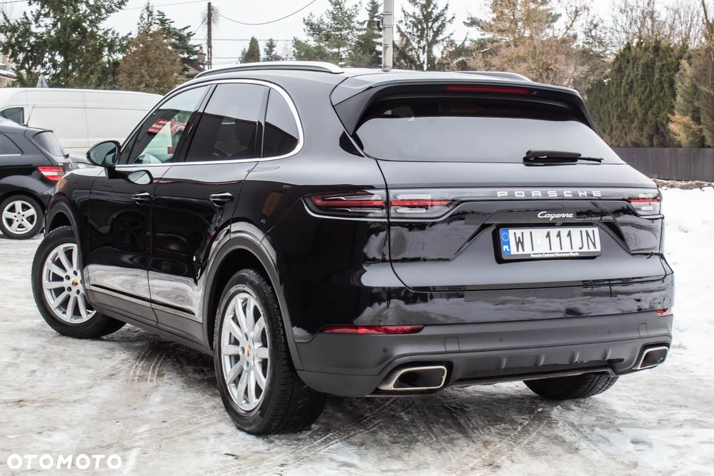 Porsche Cayenne Standard - 9