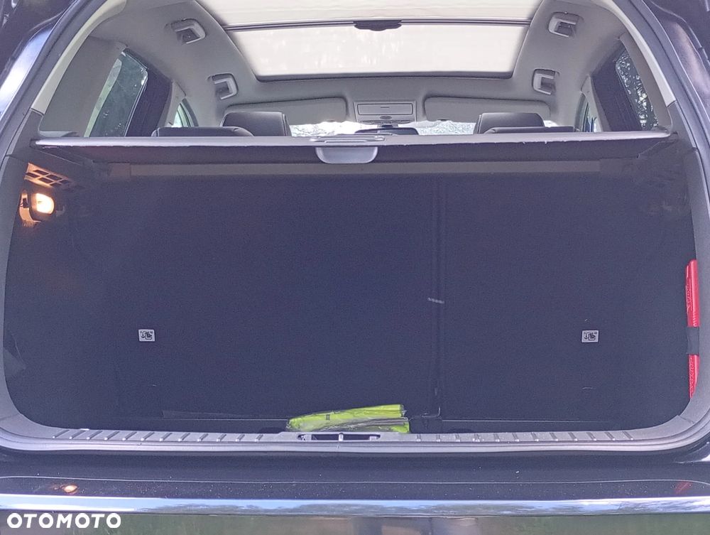 Ford Kuga - 26