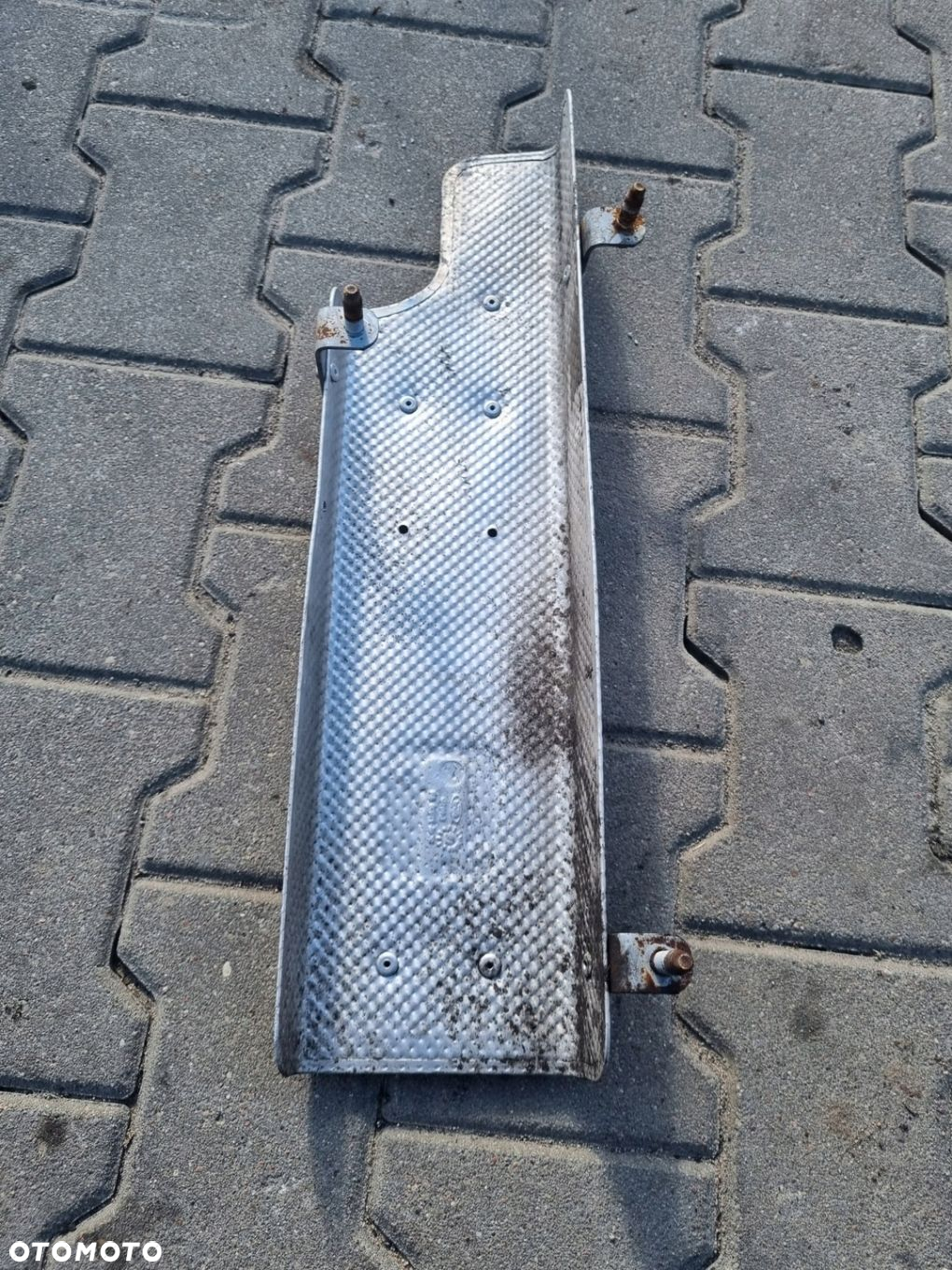 OSŁONA TERMICZNA RURY TŁUMIKA FORD F MAX 500 - 2