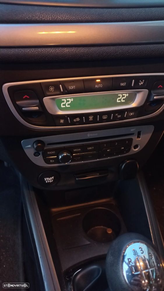 Renault Mégane Coupe 1.5 dCi Limited SS - 8