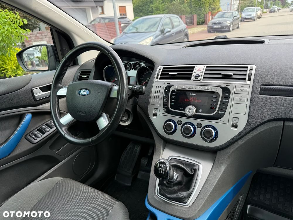 Ford Kuga 2.0 TDCi 4x4 Trend - 28