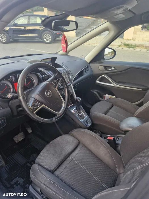 Opel Zafira - 3