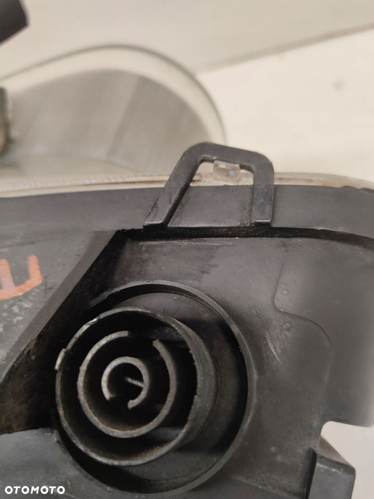 saab 9-5 lift xenon prawy - 10