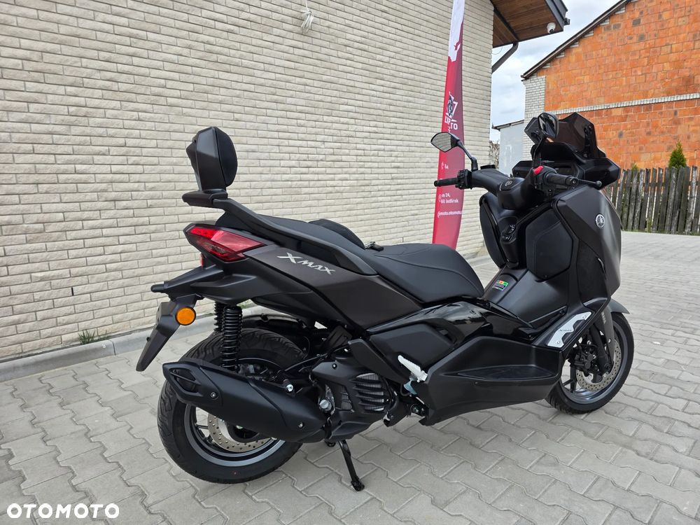 Yamaha X-max - 13