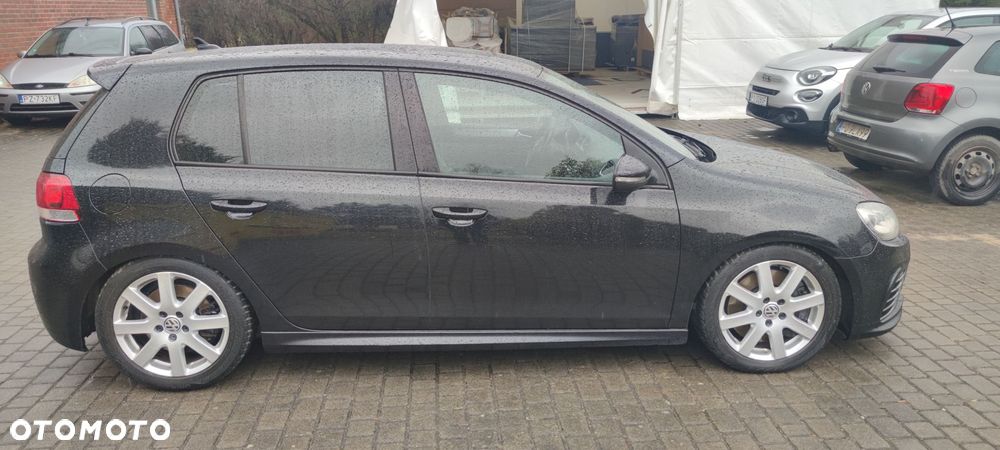 Volkswagen Golf - 2