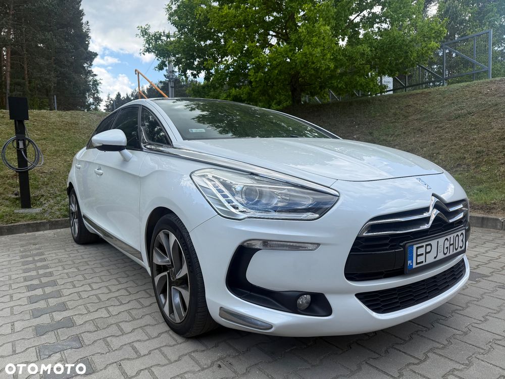 DS Automobiles DS 5 - 10