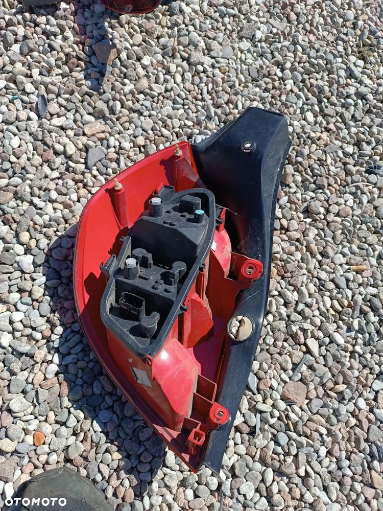 RENAULT CLIO III 3 LAMPA TYŁ TYLNA PRAWA KOMPLETNA (2SZT) - 2