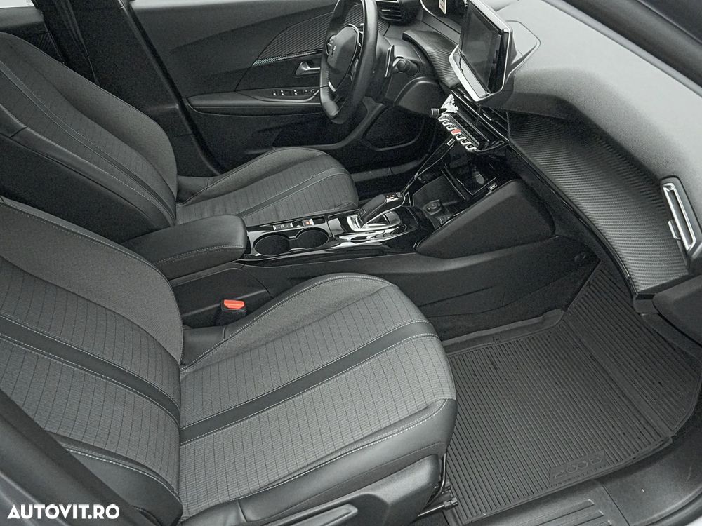 Peugeot 2008 1.5 BlueHDI EAT8 STT Allure Pack - 13