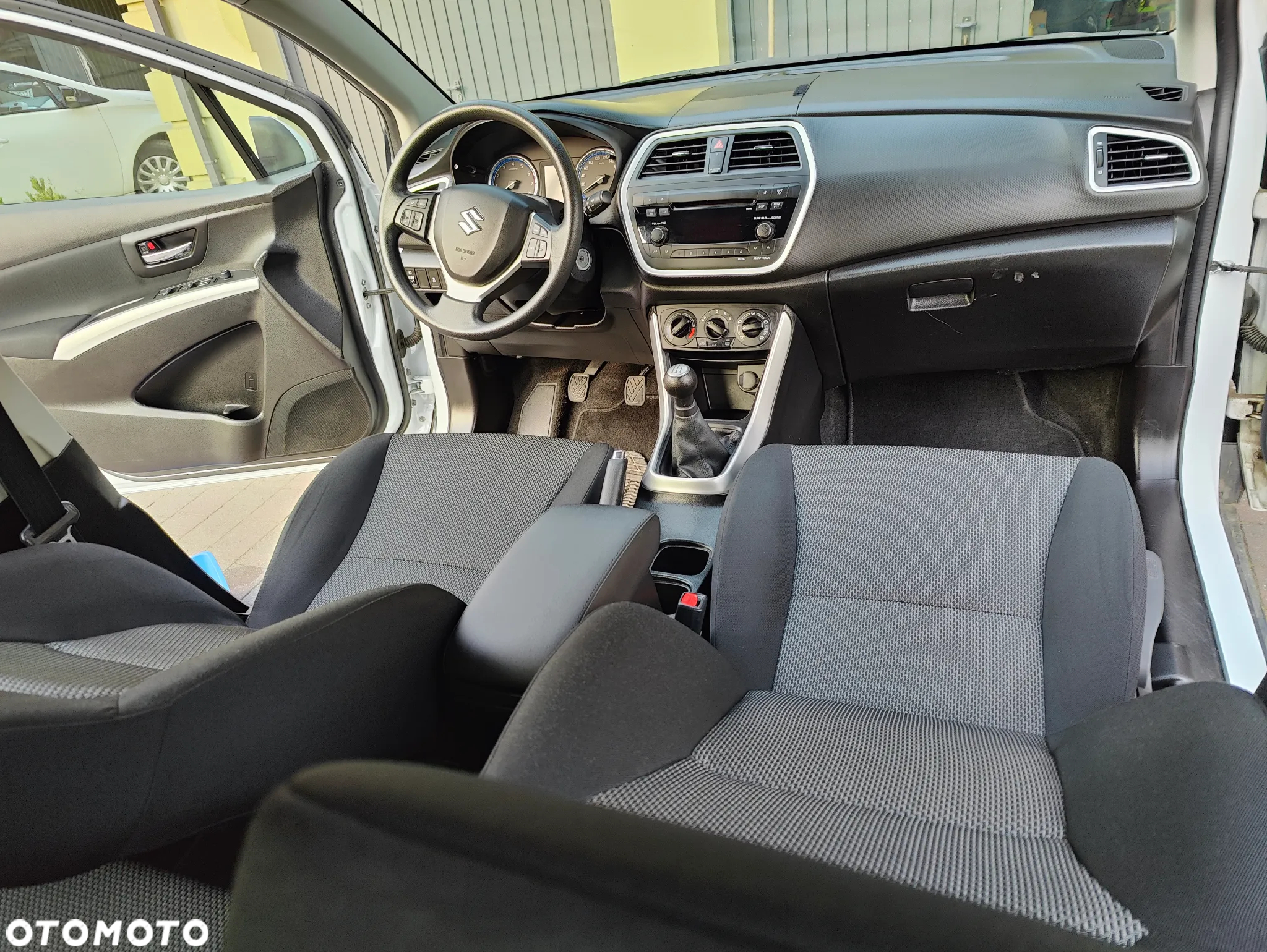 Suzuki SX4 S-Cross 1.6 Comfort - 2