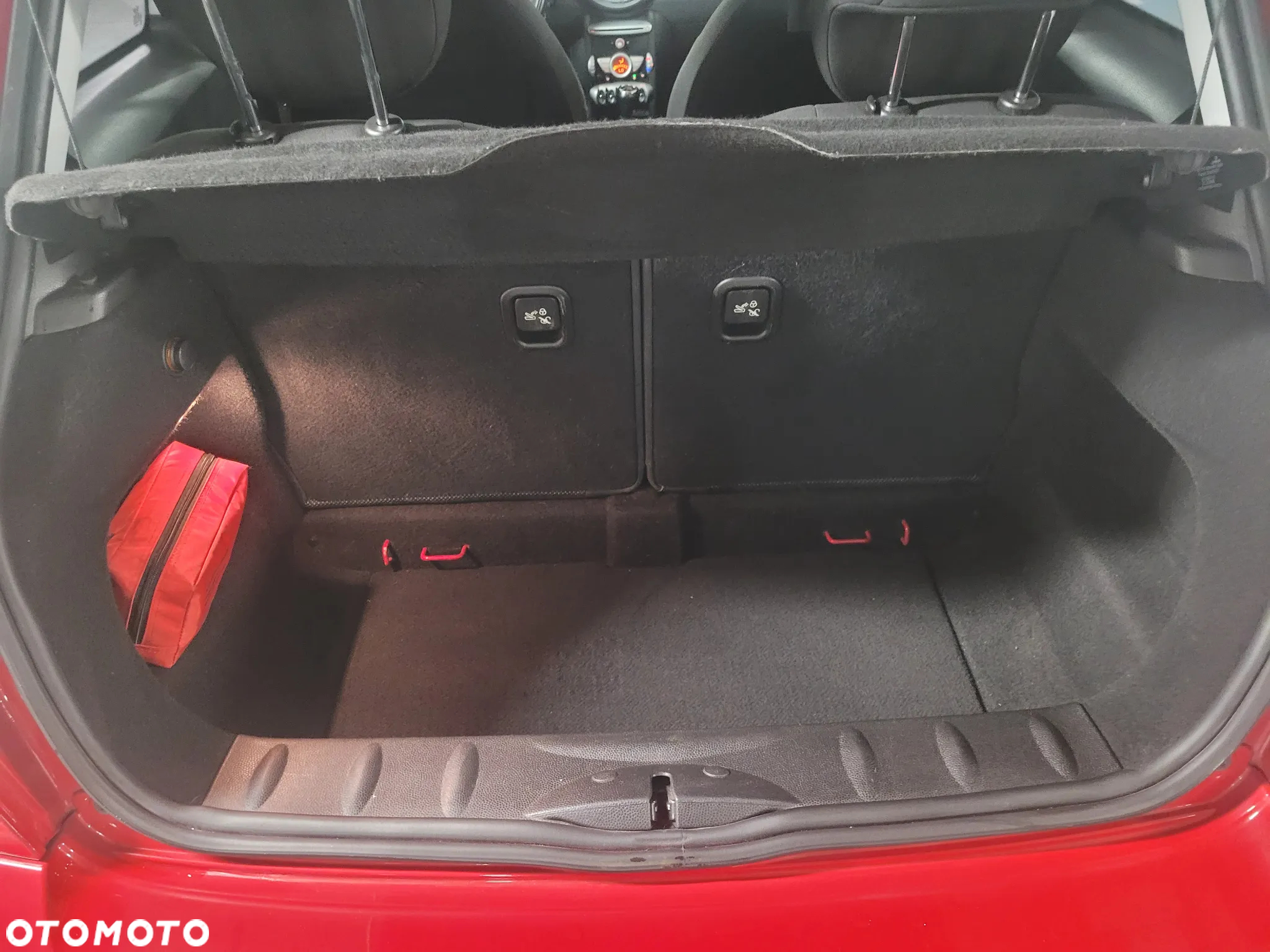 MINI ONE Standard - 12