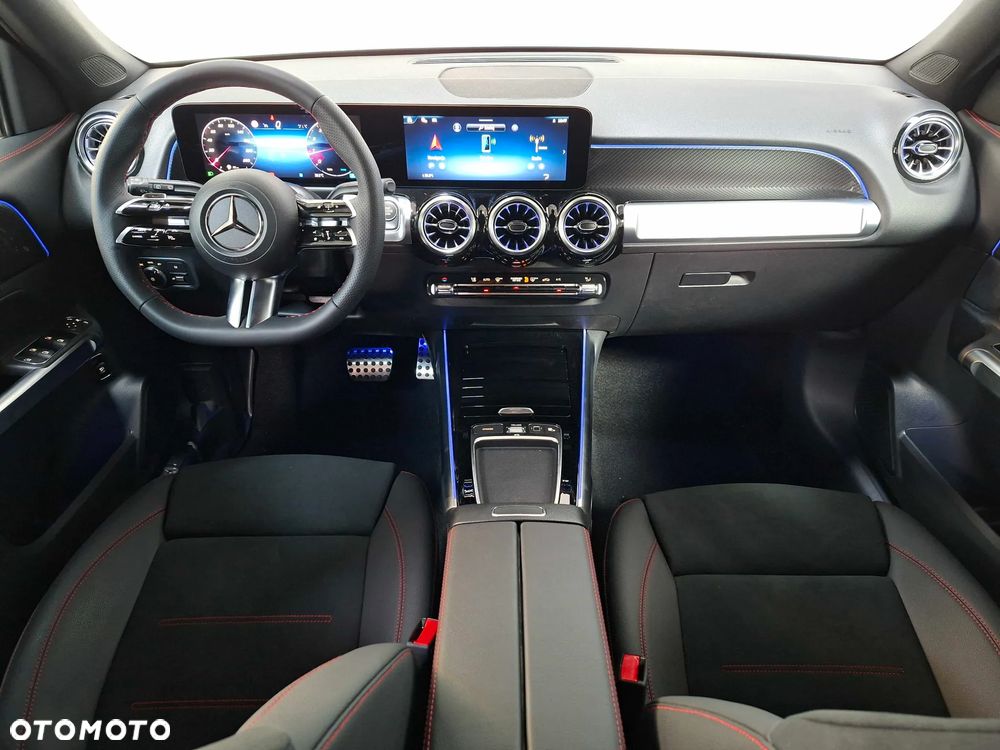 Mercedes-Benz GLB 220 mHEV 4-Matic AMG Line 8G-DCT