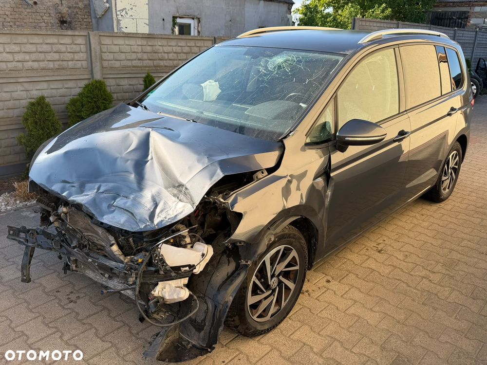 Volkswagen Touran 1.6 TDI SCR Join - 3