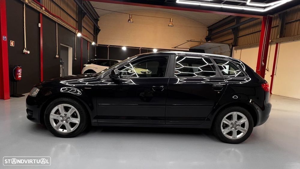 Audi A3 Sportback 2.0 TDi - 4