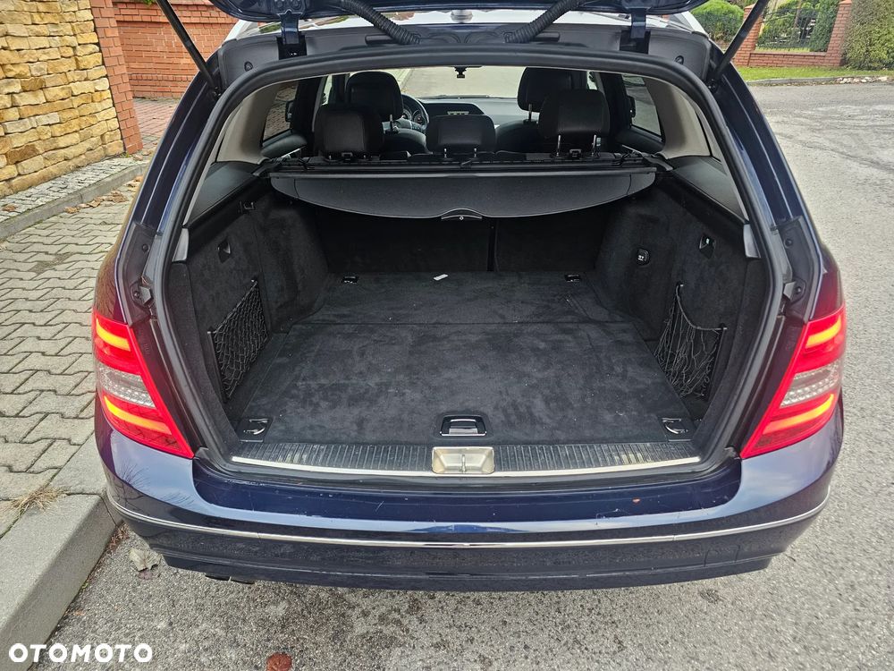 Mercedes-Benz Klasa C 200 CDI BlueEff Elegance - 19