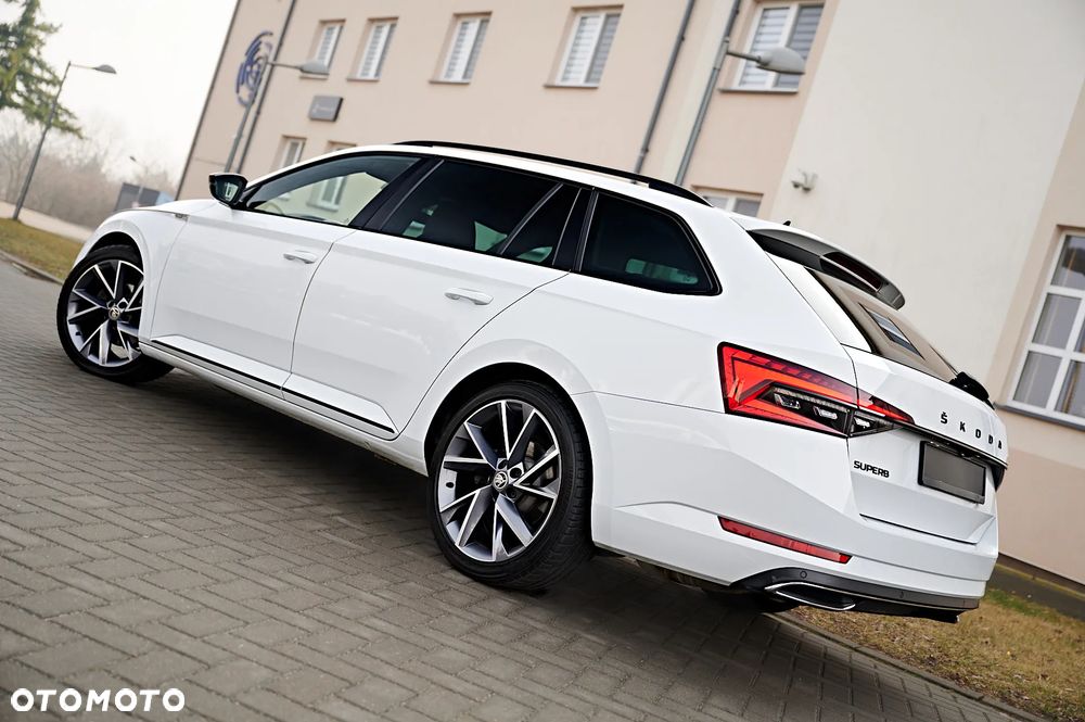 Skoda Superb 2.0 TDI DSG Sportline - 3