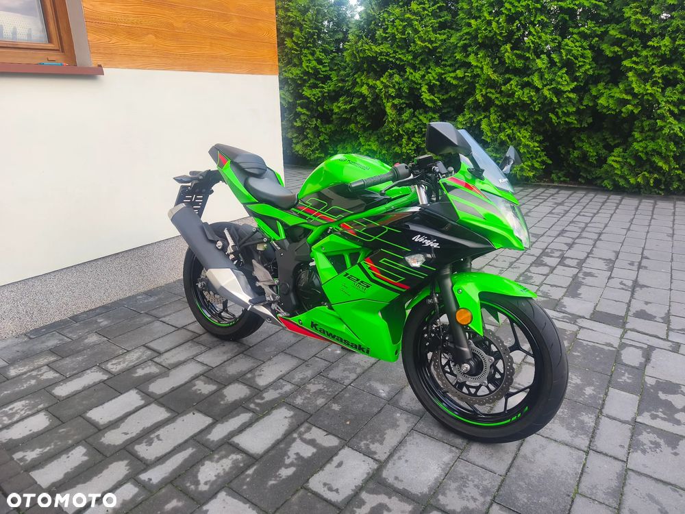 Kawasaki Ninja - 1