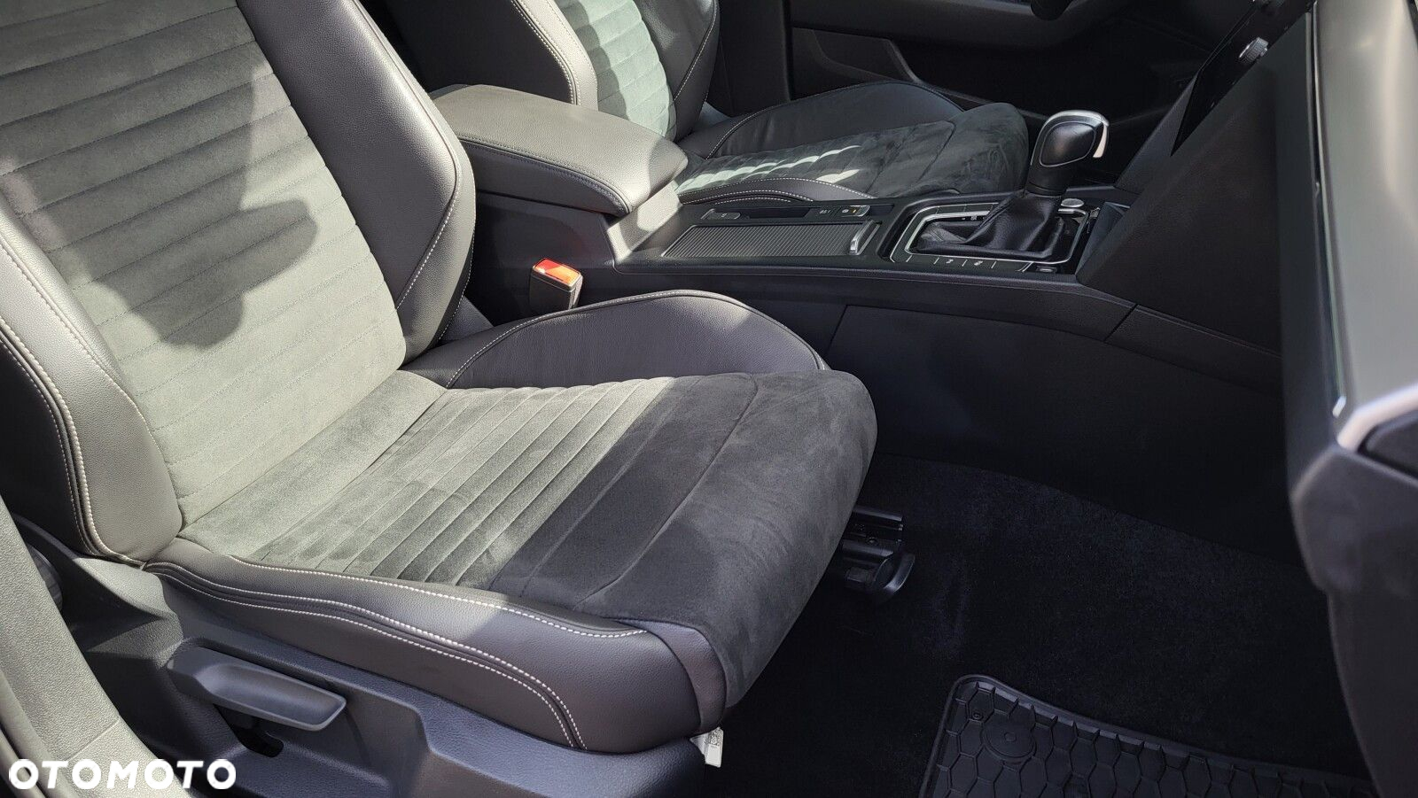 Volkswagen Passat - 18