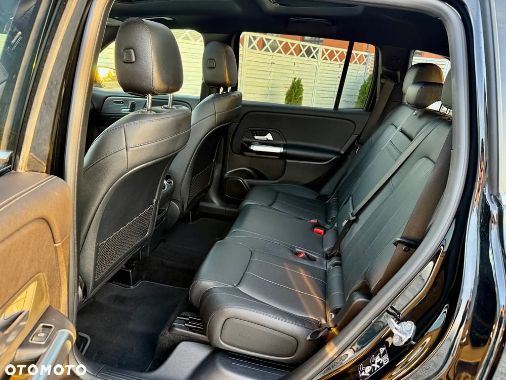 Mercedes-Benz GLB 250 4-Matic 8G-DCT - 19