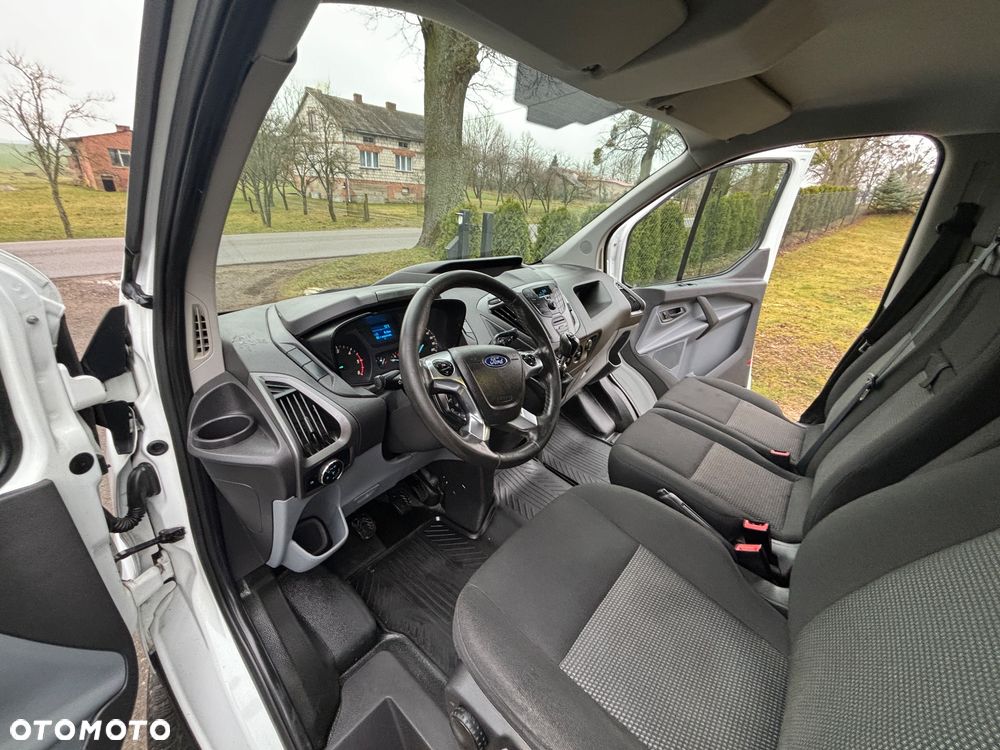 Ford Transit Custom - 17