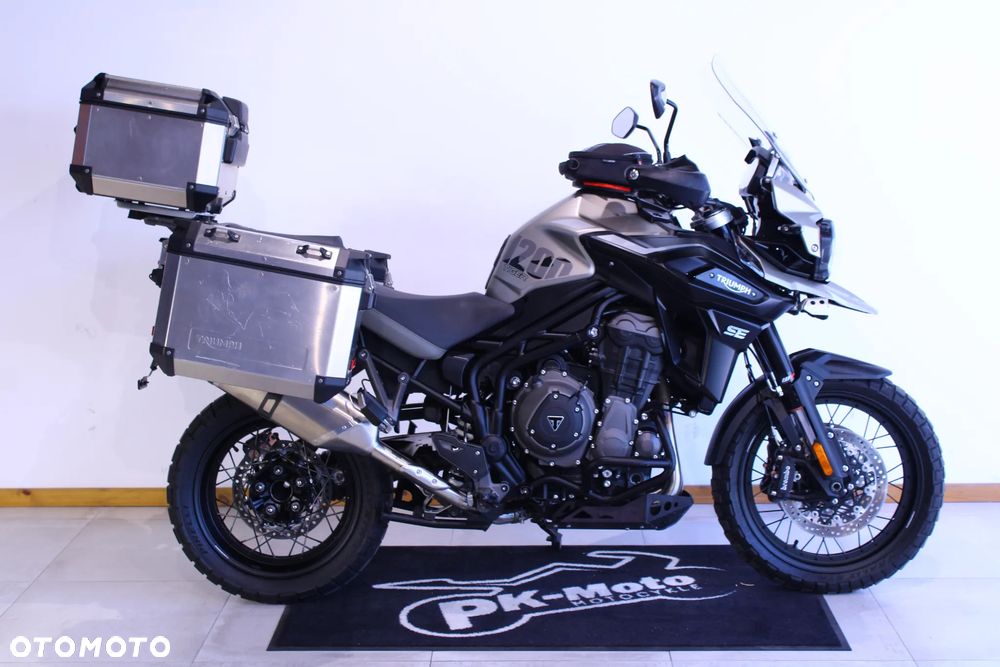 Triumph Tiger - 1