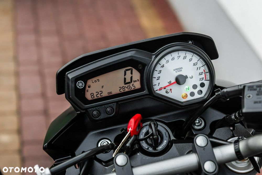 Yamaha FZ - 9