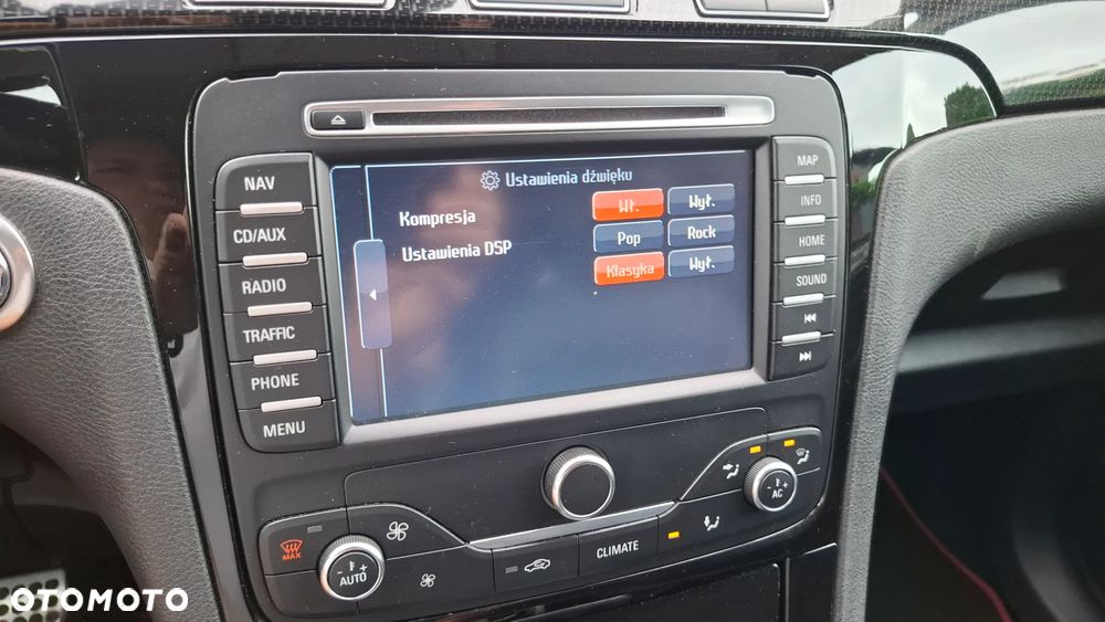 Ford S-Max 2.0 TDCi DPF Titanium X - 24