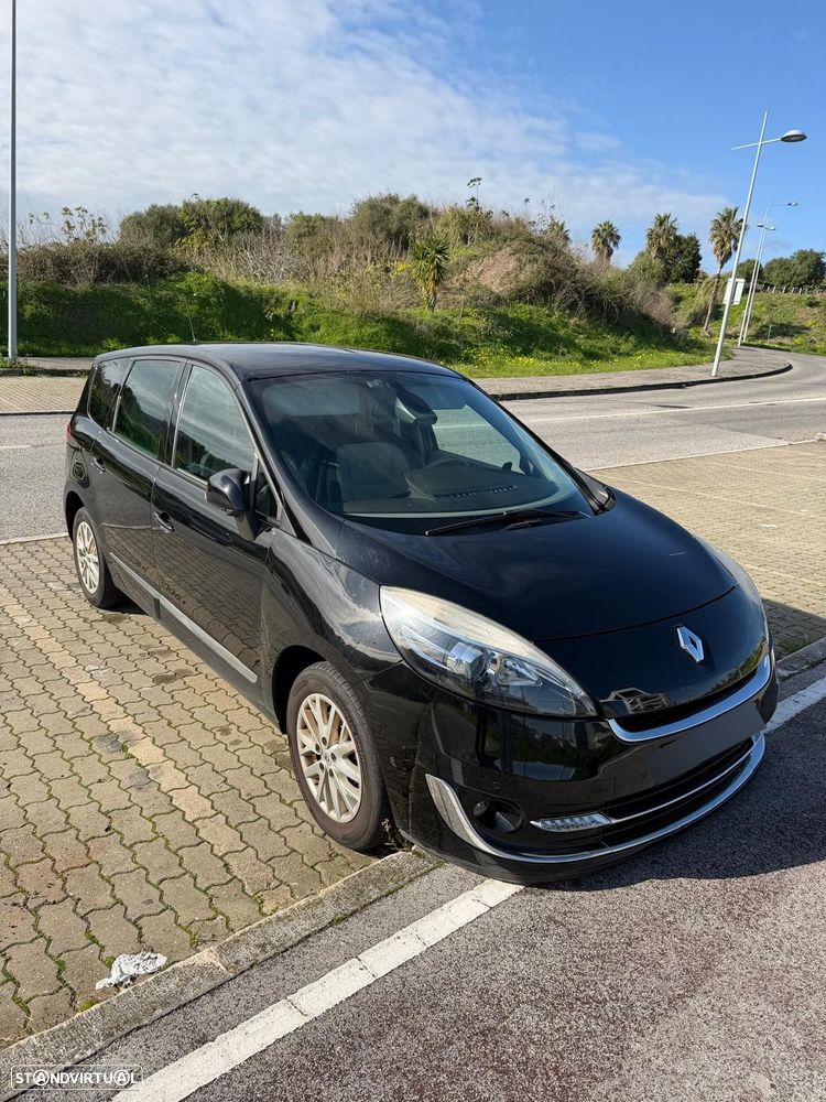 Renault Grand Scénic - 1