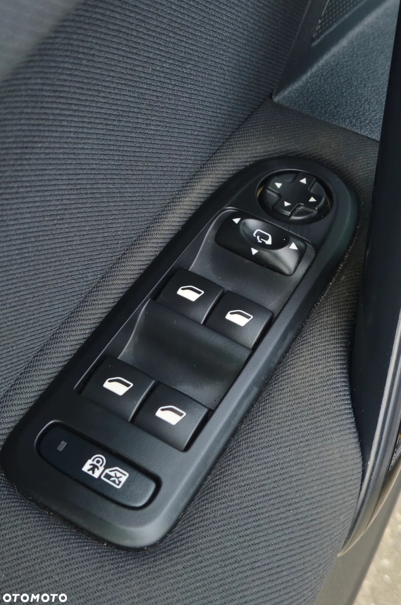 Peugeot 508 2.0 BlueHDi Allure S&S - 27