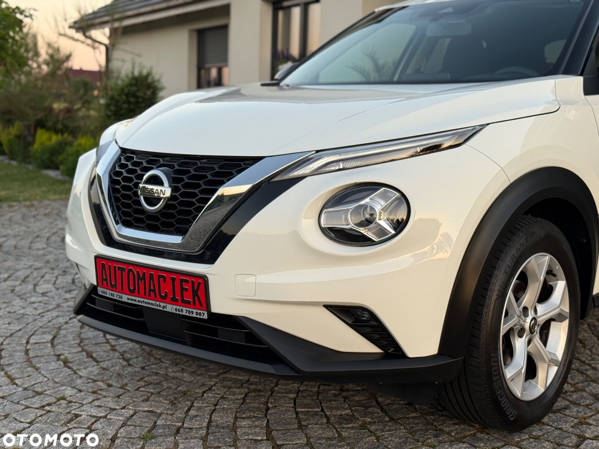 Nissan Juke 1.0 DIG-T Acenta - 38