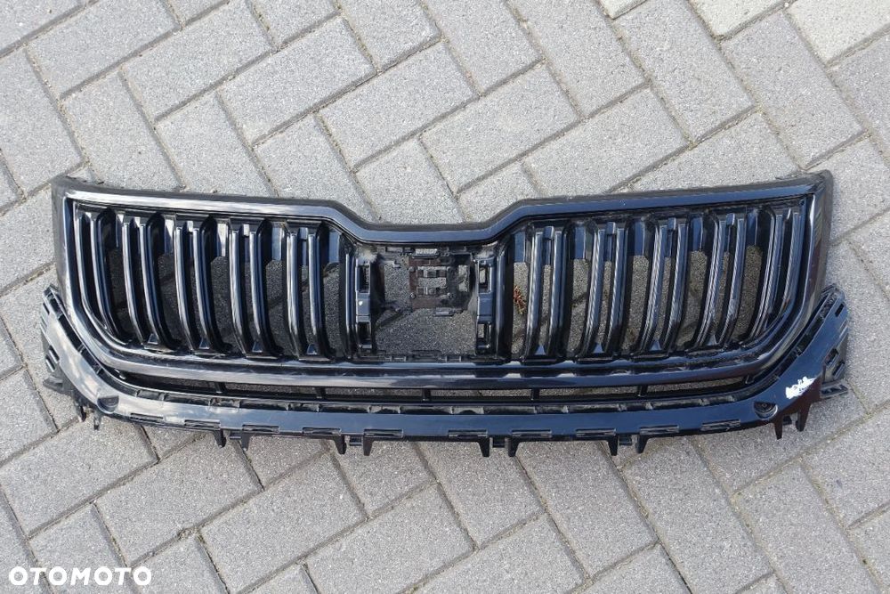 ATRAPA GRILL SKODA KODIAQ RS BLACK - 1