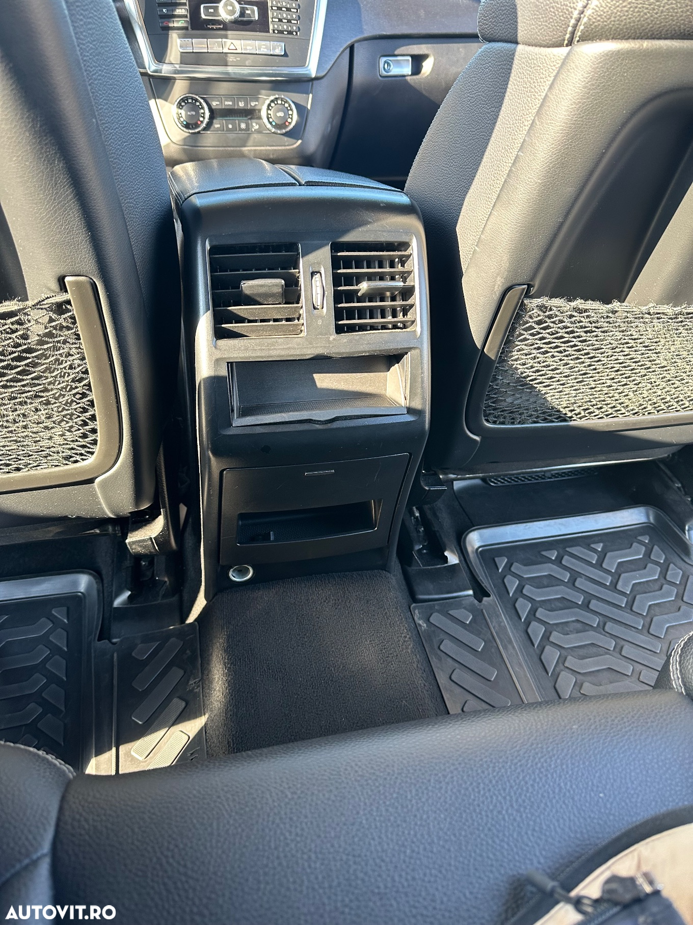 Mercedes-Benz ML 350 BlueTec 4MATIC Aut - 25
