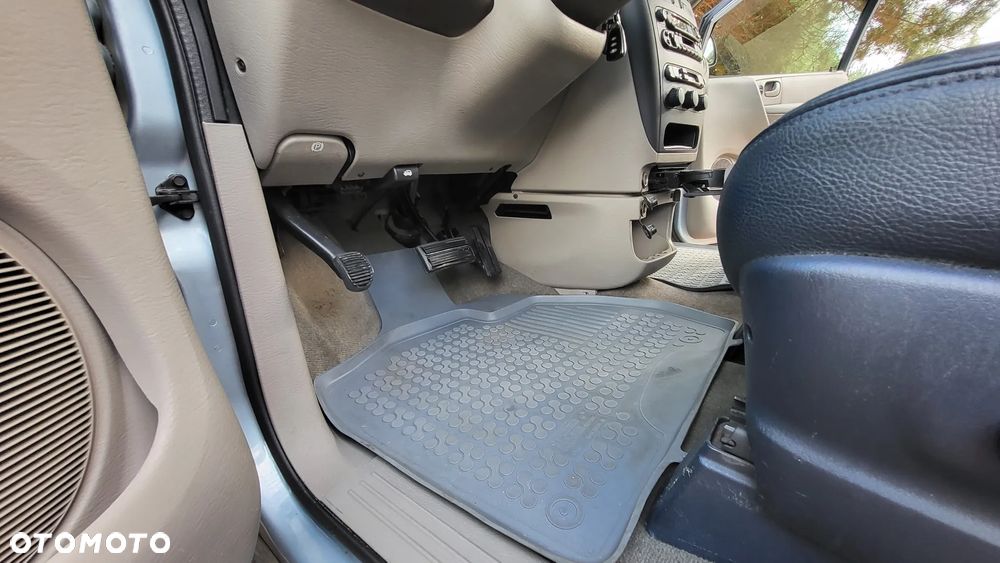 Dodge Grand Caravan 3.3 SE - 7